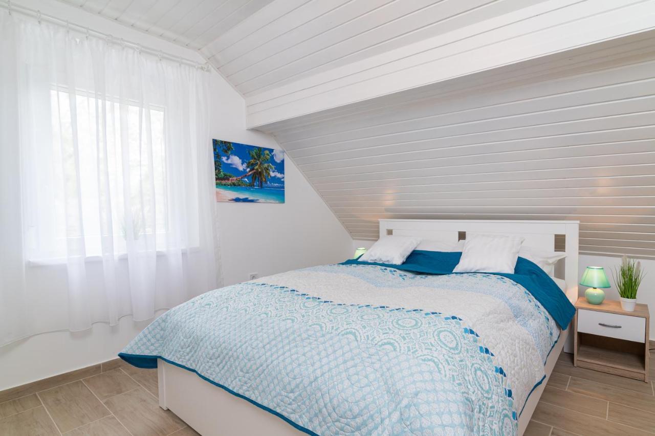Eternity Apartmanhaz Keszthely Extérieur photo