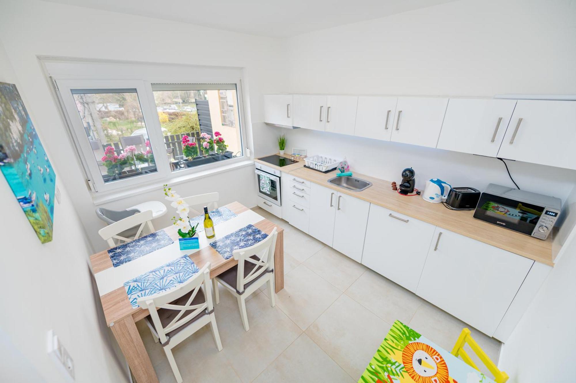 Eternity Apartmanhaz Keszthely Extérieur photo